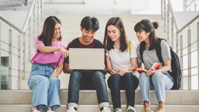 Hiring Fresh Talent in Singapore: Graduate Employment Trends